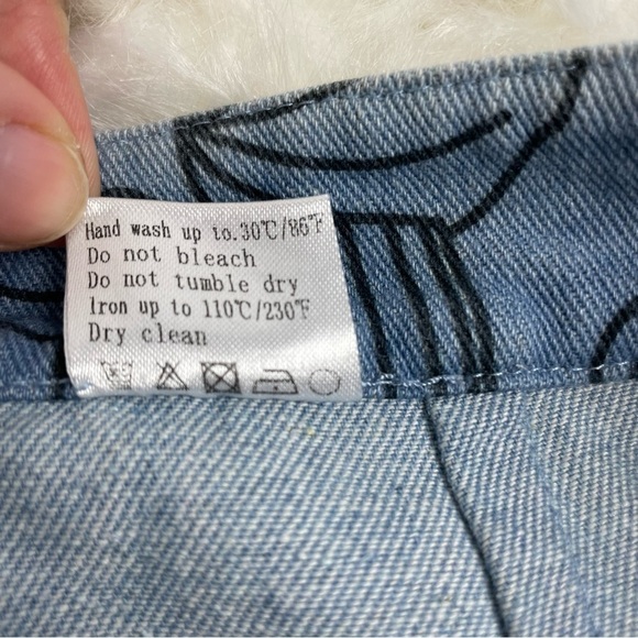 ANTHROPOLOGIE Lea & Viola Denim Wrap Skirt with Elephant Print Size Medium - Picture 6 of 9